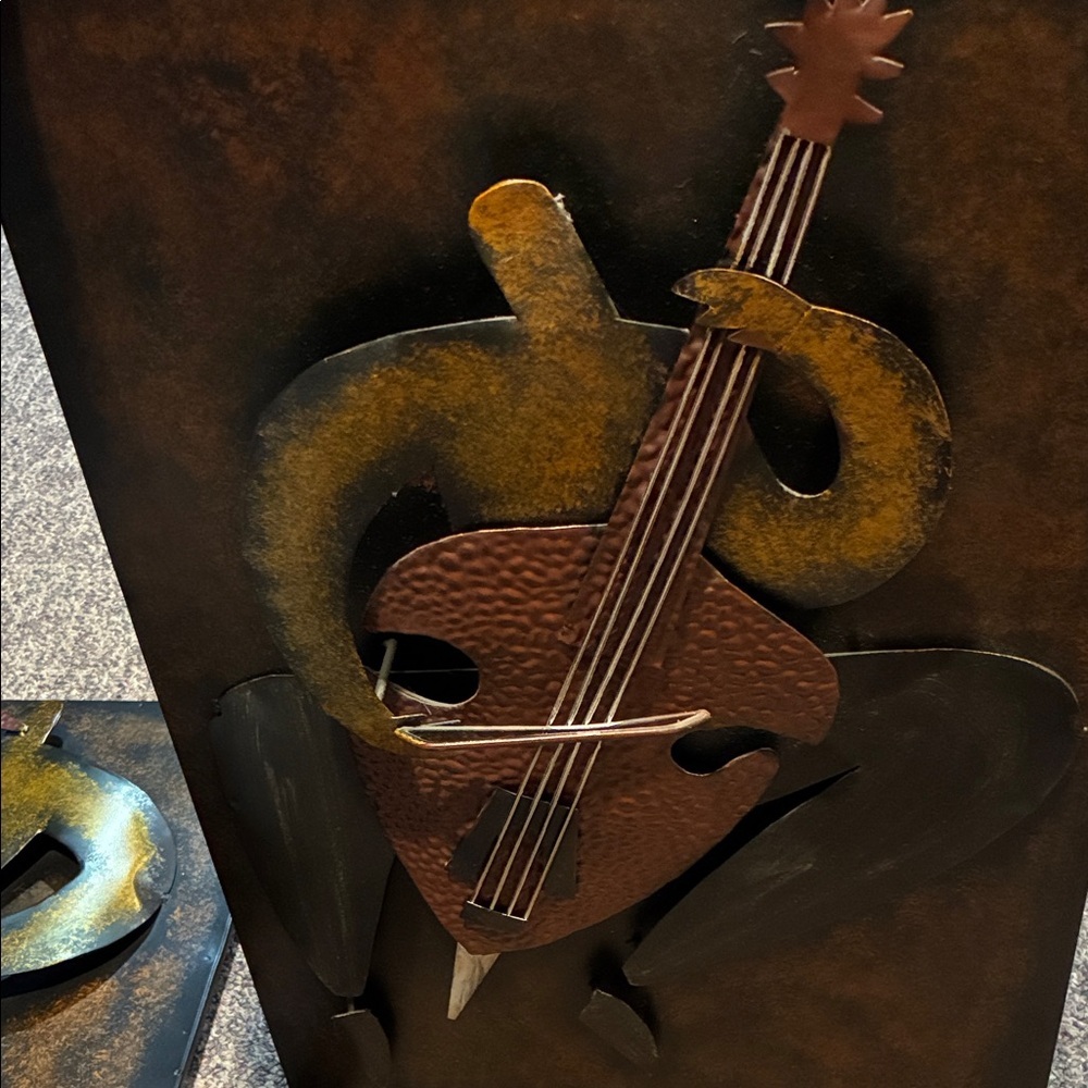 Metal Wall Art with Musical Instruments - Picture 4 of 9